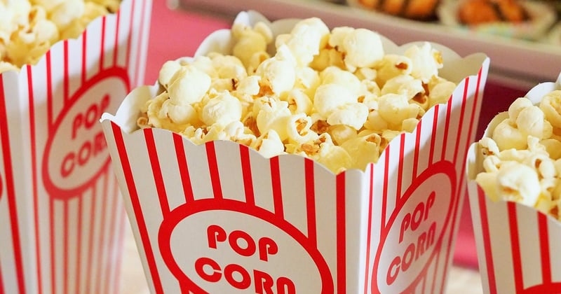 Investir dans le cinéma : le guide complet pour les débutants